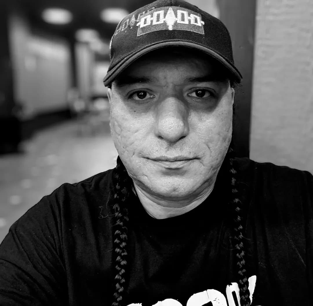 Sino General / Chief Rock: A Voice of Culture from Six Nations